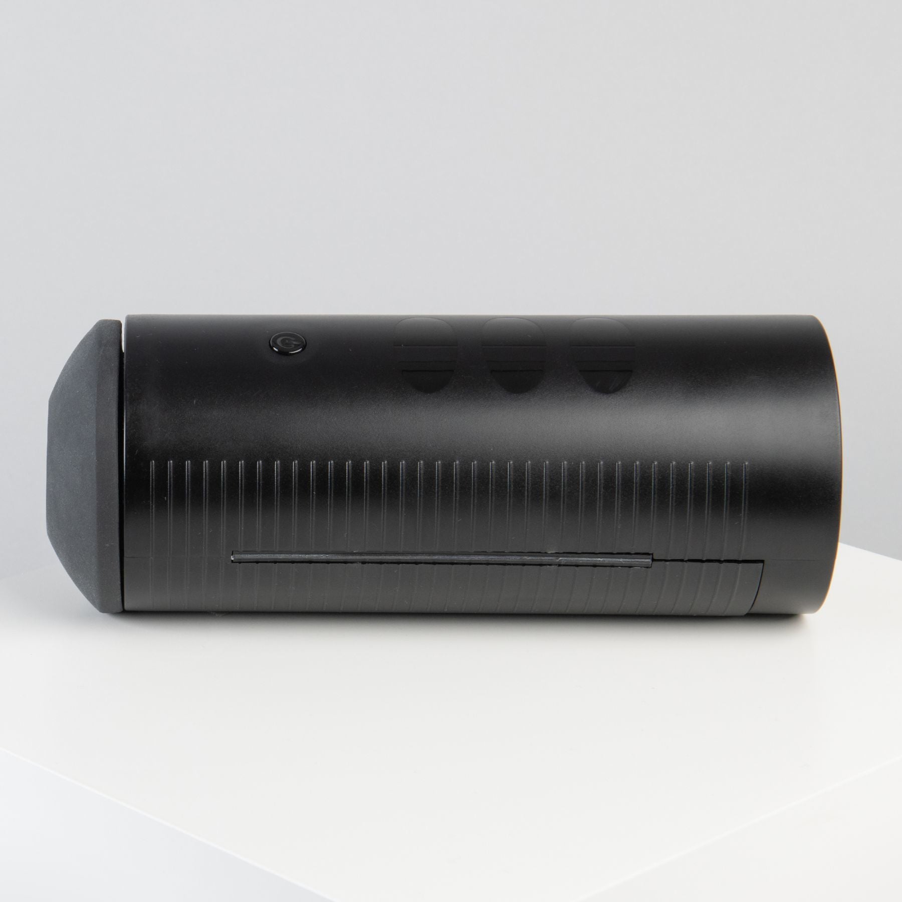 Kiiroo (Нідерланди) Інтерактивний мастурбатор Kiiroo Titan, 9 вібромоторів, теледільдоніка