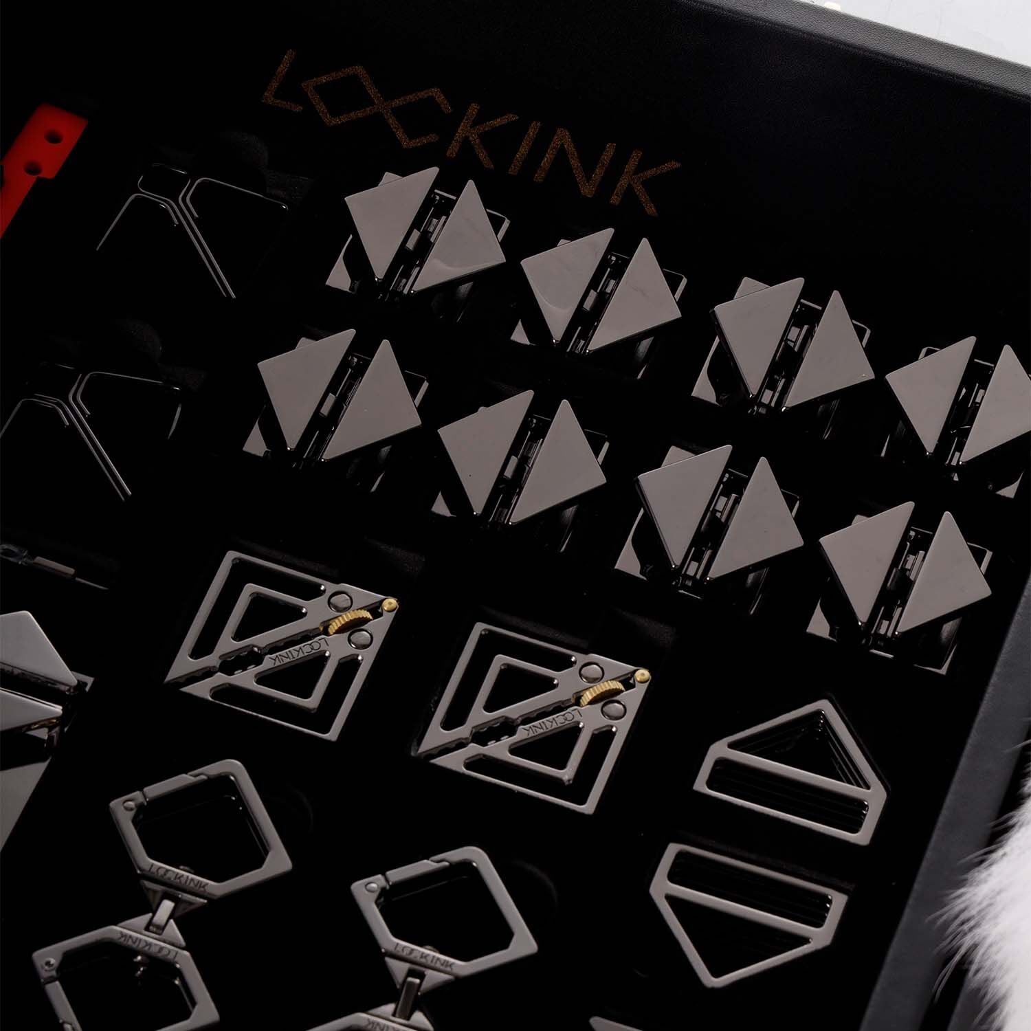 LOCKINK (Китай) БДСМ-набір LOCKINK All-in-1 BDSM Play Kit, чорний, ремені, маска, кляпи, анальні пробки, свічки
