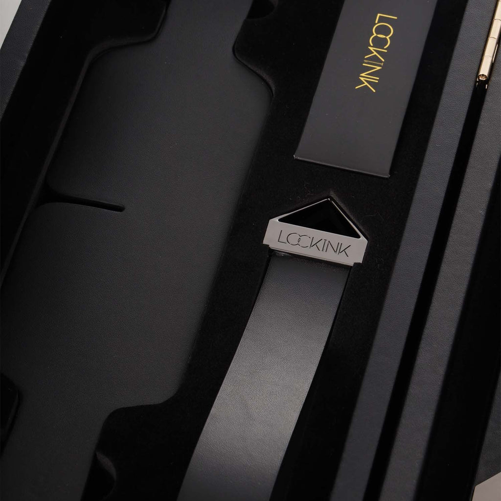 LOCKINK (Китай) БДСМ-набір LOCKINK All-in-1 BDSM Play Kit, чорний, ремені, маска, кляпи, анальні пробки, свічки