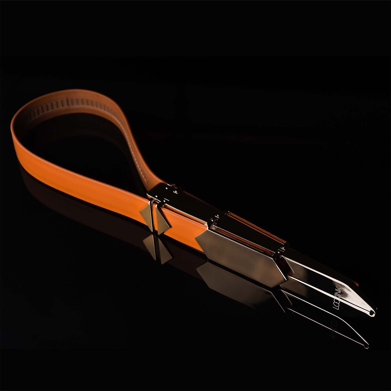 LOCKINK (Китай) Регульована шльопалка LOCKINK Adjustable Slapper for Impact Play, коричнева, натуральна шкіра