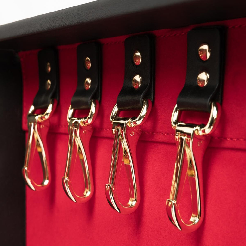 Bedroom Fantasies (Нідерланди) Набір для BDSM Bedroom Fantasies: Bondage Suitcase 13 Pcs - Cow Leather