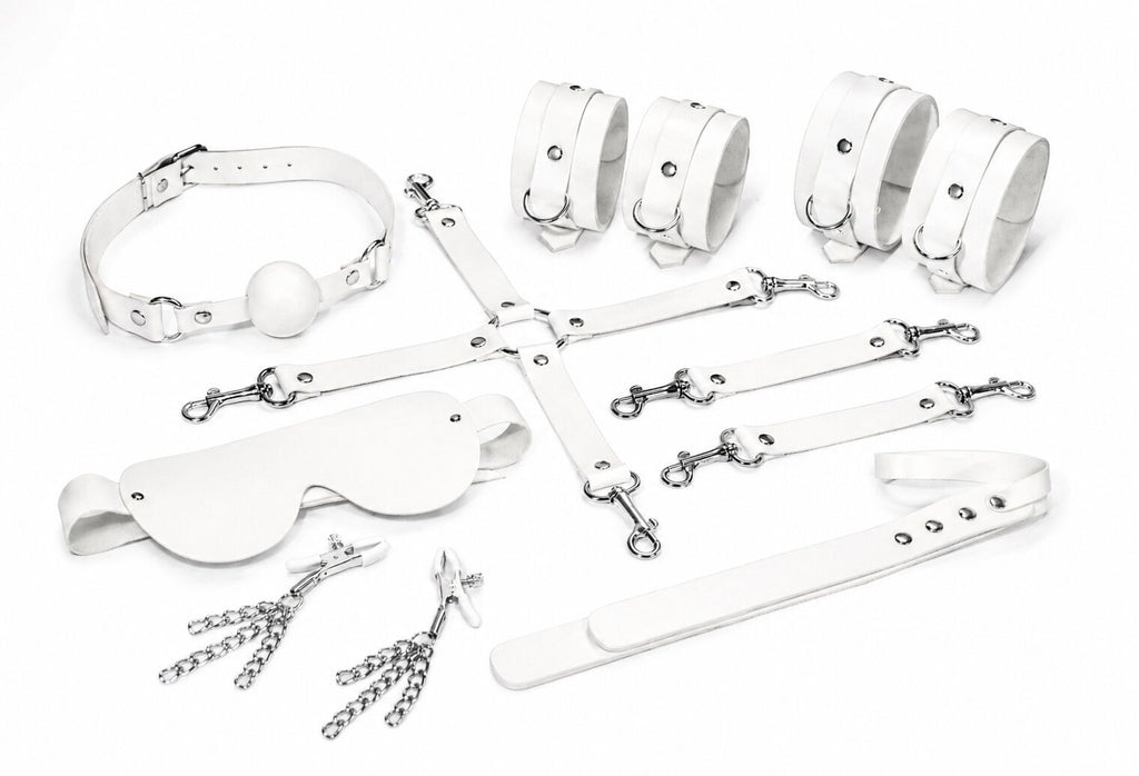 Feral Feelings (Україна) Набір Feral Feelings BDSM Kit 7 White, наручники, поножі, конектор, маска, падл, кляп, затискачі